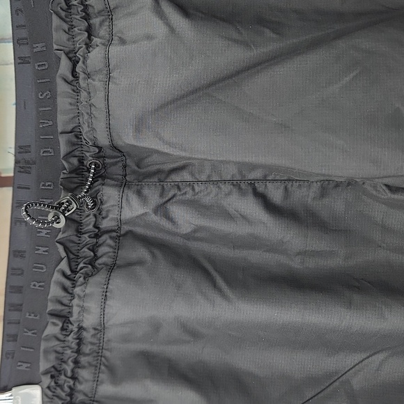 Nike Run Division Dynamic Vent Running Pants - Picture 5 of 13